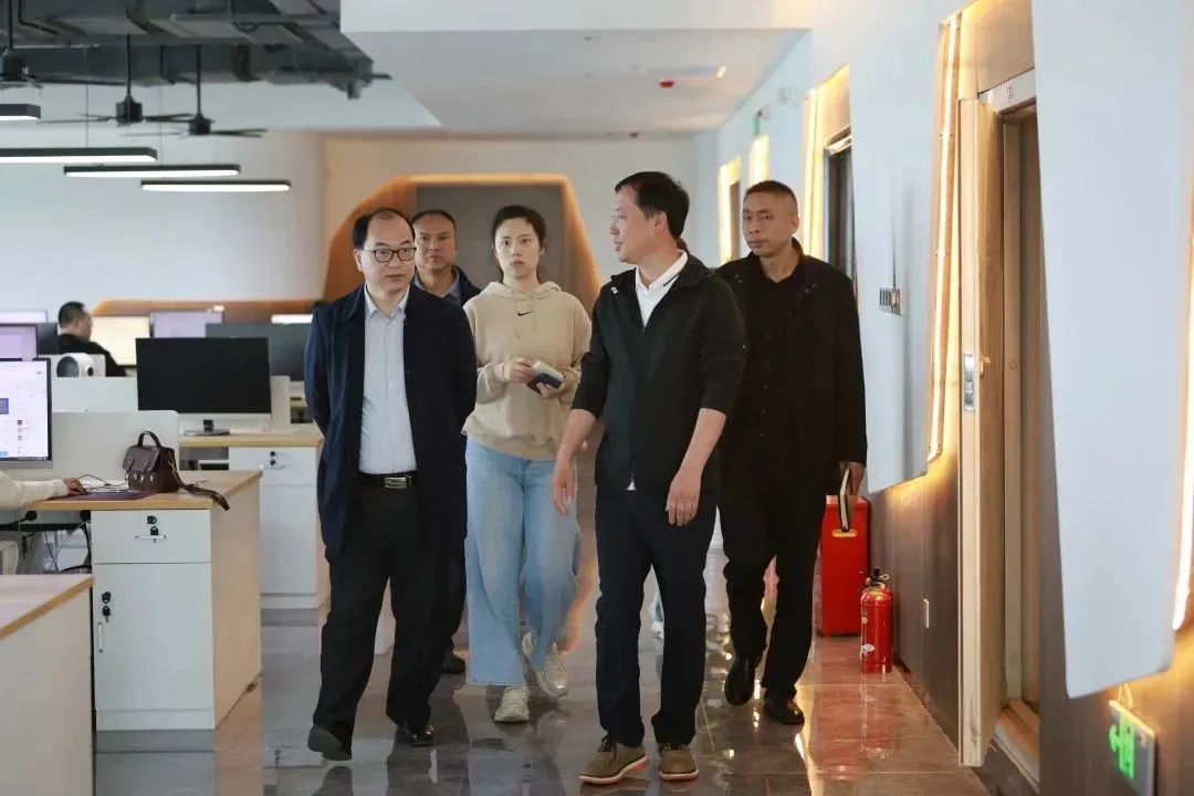 江夏区工商联莅临2024新澳门原料网大全指导调研 江夏区工商联莅临2024新澳门原料网大全指导调研
